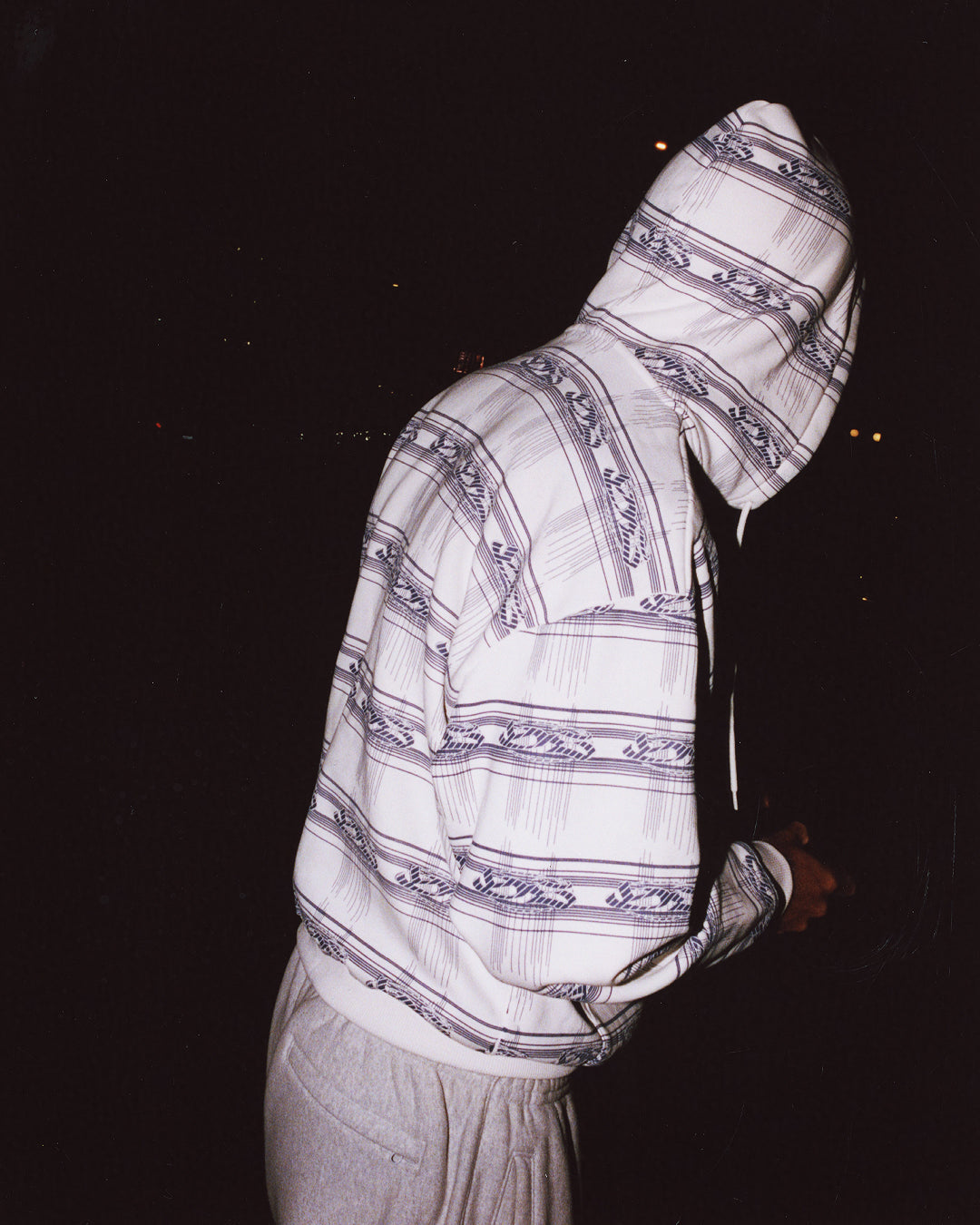 Syphon Hood (White/Purple)