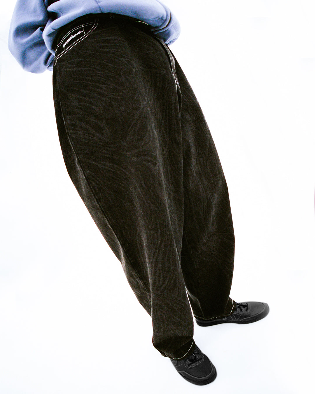 Ripper Jeans (Contrast Black)