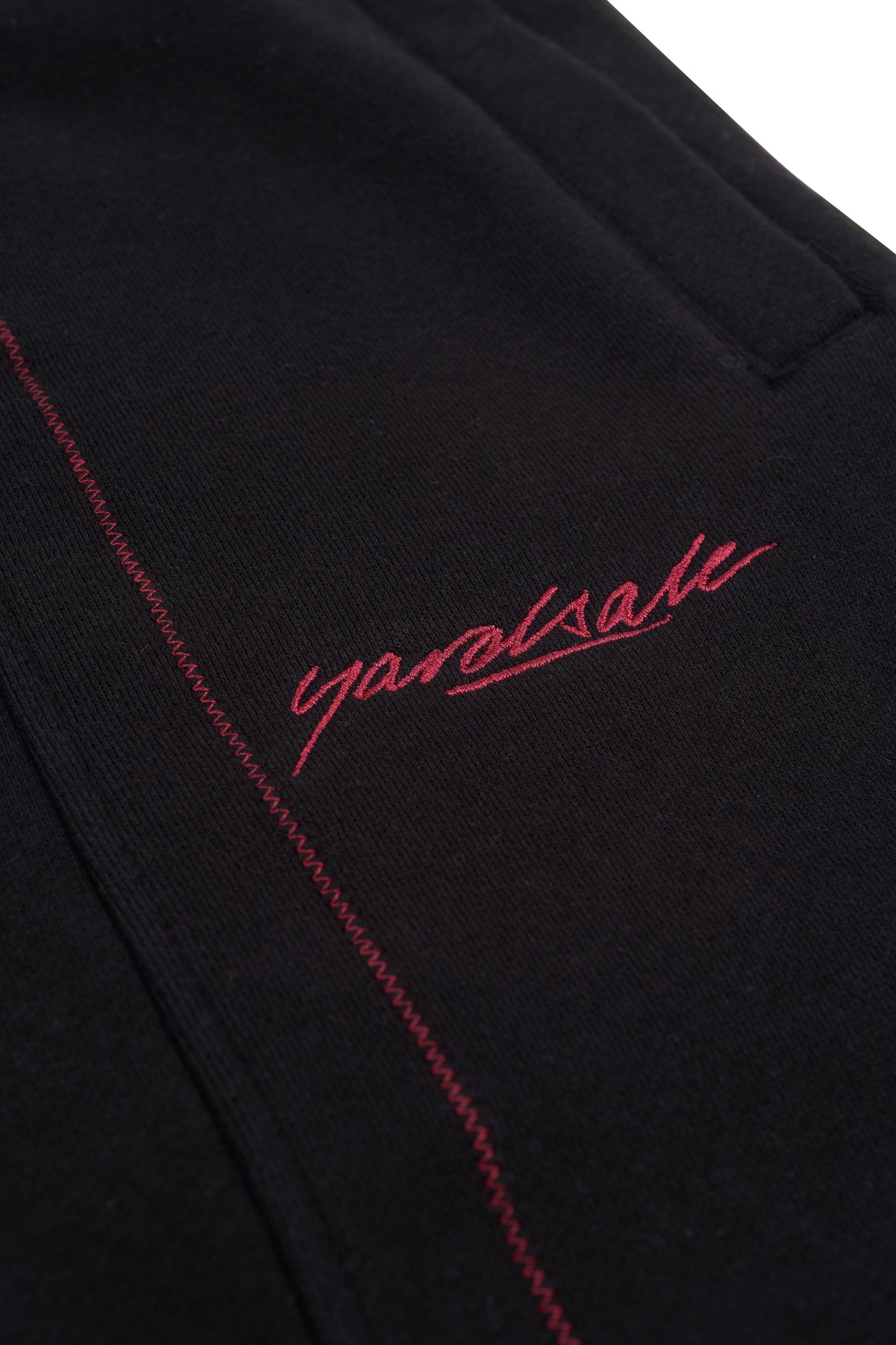 Tijuana Sweat Shorts (Black/Red)