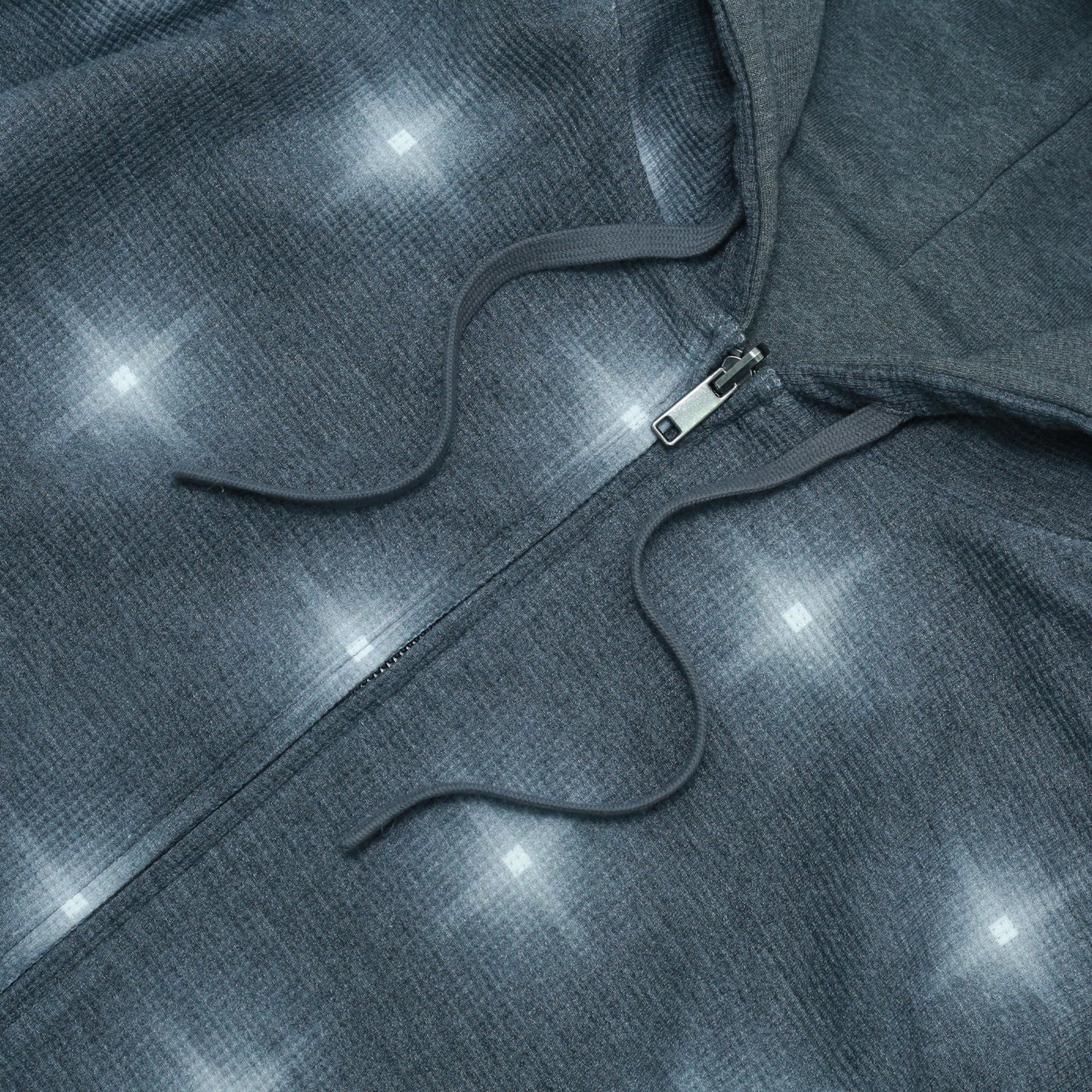 Reversible Thermal Hood (Black/Charcoal)