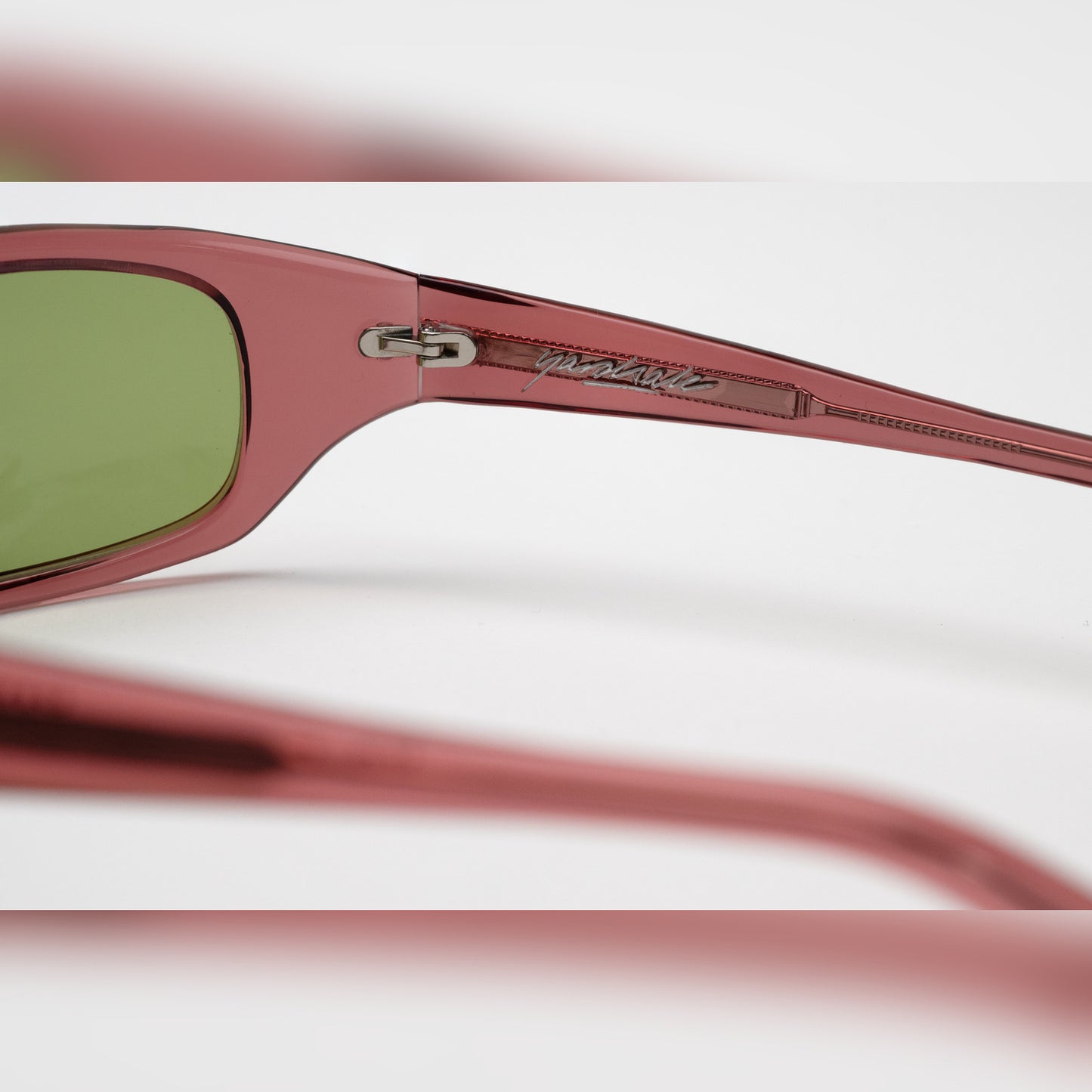 ECLIPSE SUNGLASSES  (RED)