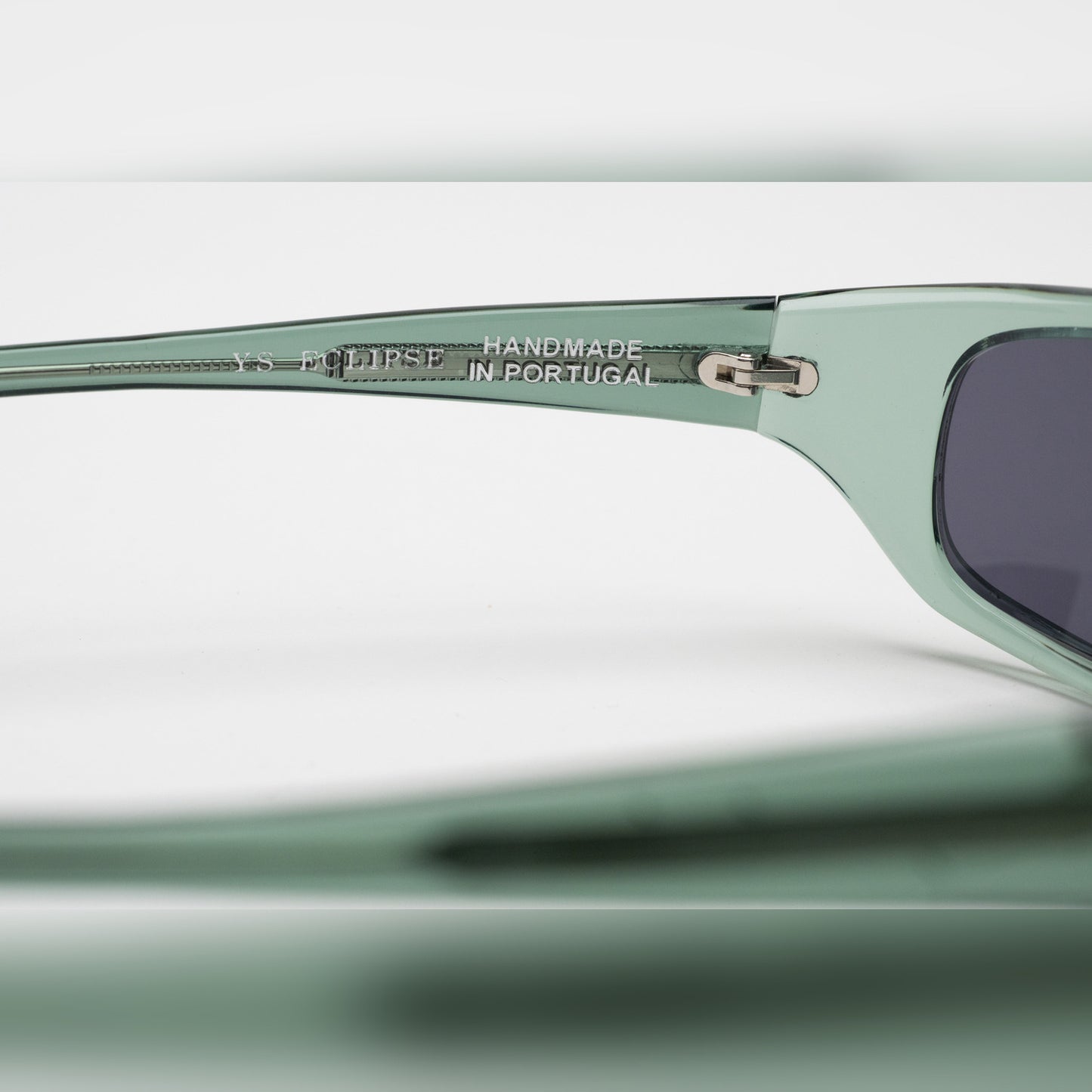 ECLIPSE SUNGLASSES  (GREEN)