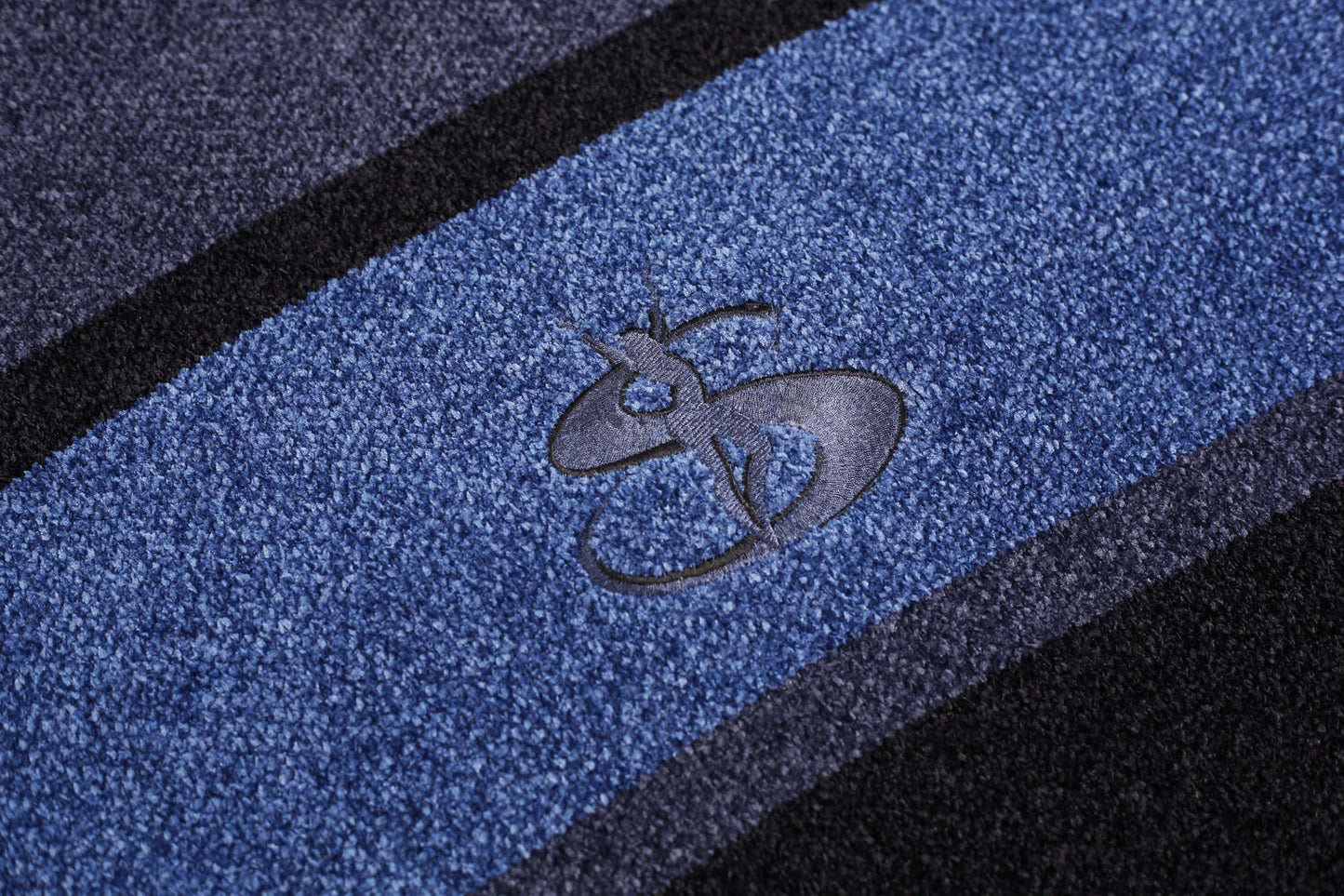 Phantasy Chenille Sweater (Black/Midnight)