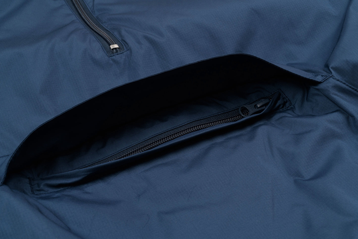 Reversible Half-Zip Puffer (Navy/Black)